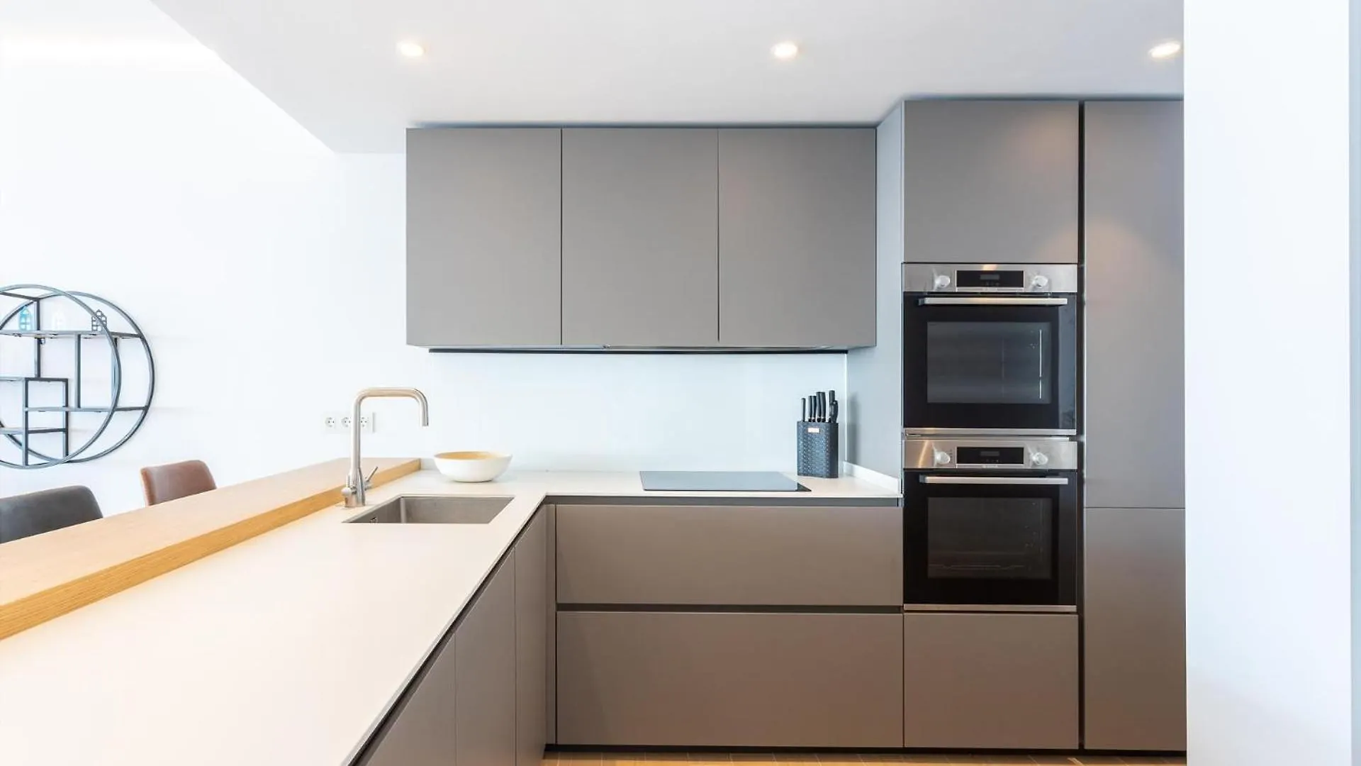 Vivi Homes -Vista Mar Pool, Terrace, Golf & Sea View Fuengirola Apartment