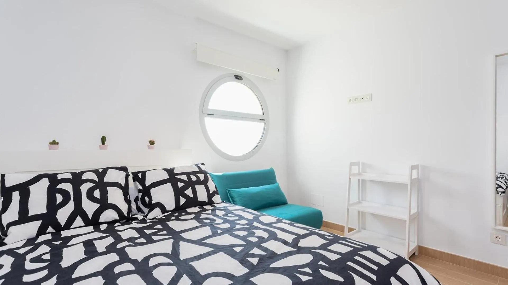 Apartment Vivi Homes -Vista Mar Pool, Terrace, Golf & Sea View Fuengirola Spain