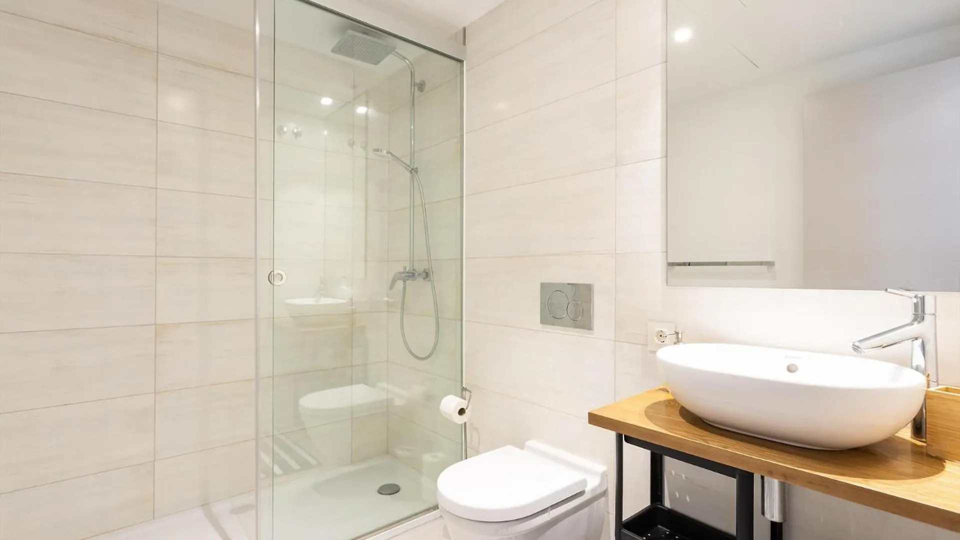 Vivi Homes -Vista Mar Pool, Terrace, Golf & Sea View Fuengirola 0*,  Spain
