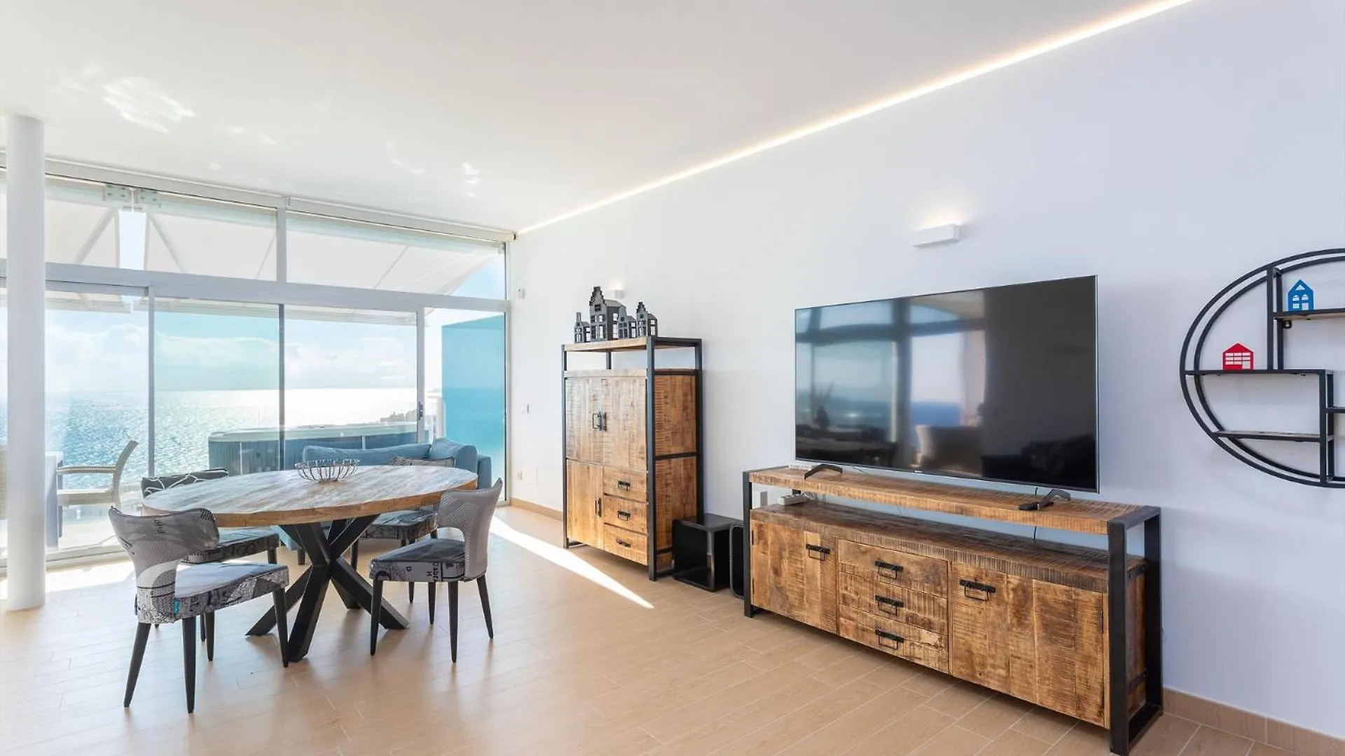 Vivi Homes -Vista Mar Pool, Terrace, Golf & Sea View Fuengirola 0*,