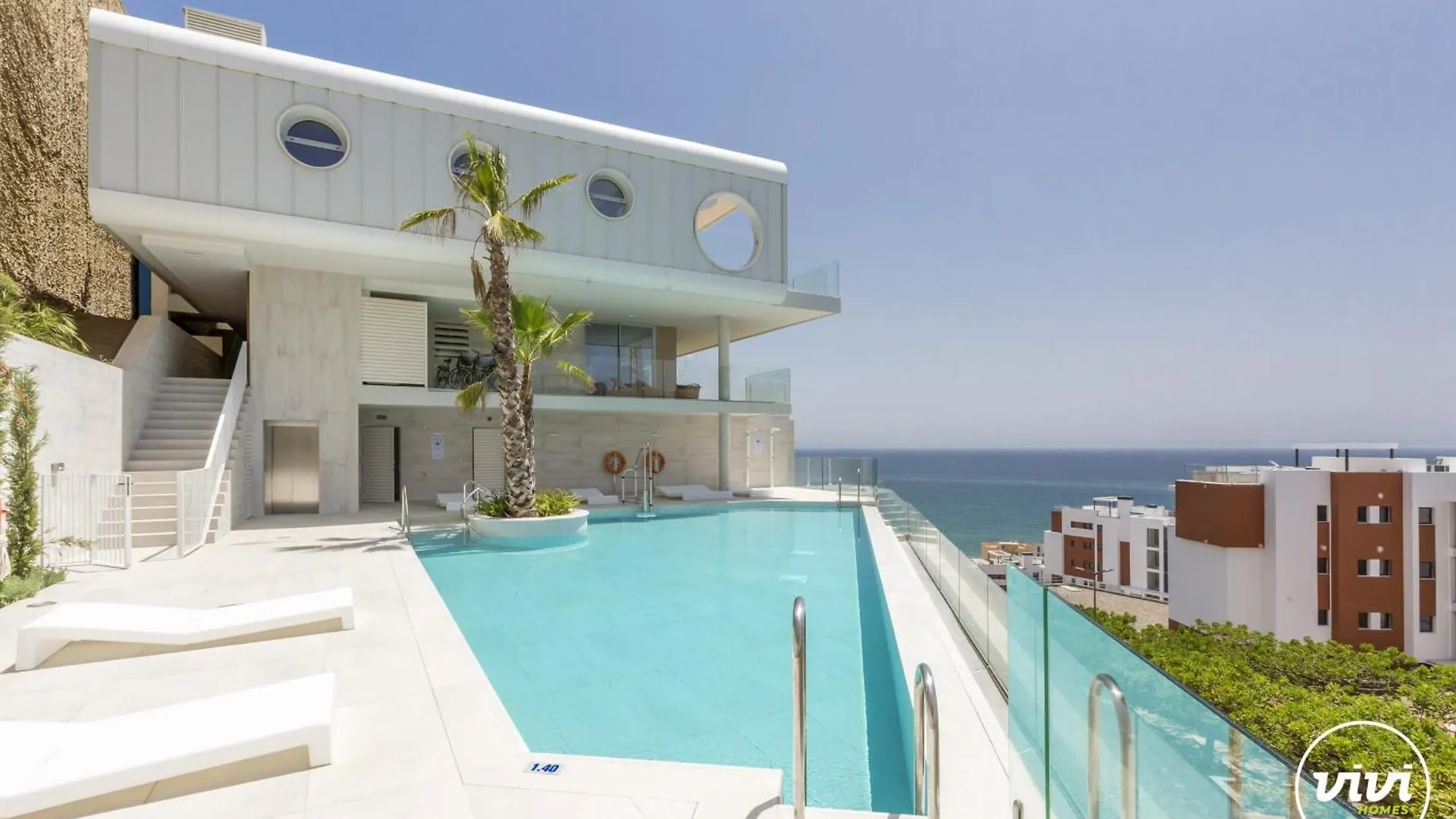 Vivi Homes -Vista Mar Pool, Terrace, Golf & Sea View Fuengirola Spain